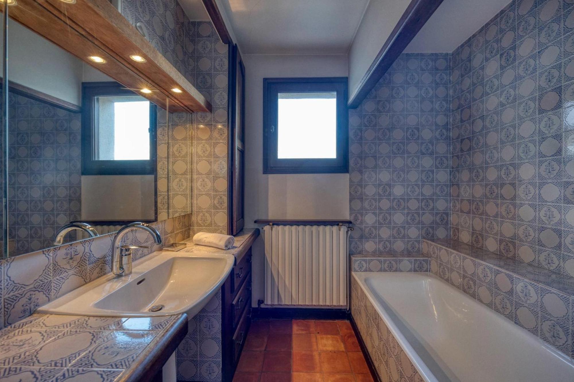 #Hp La Maison Des Lilas Large Family House Sleeps 12 Garden Seyssins Exterior foto
