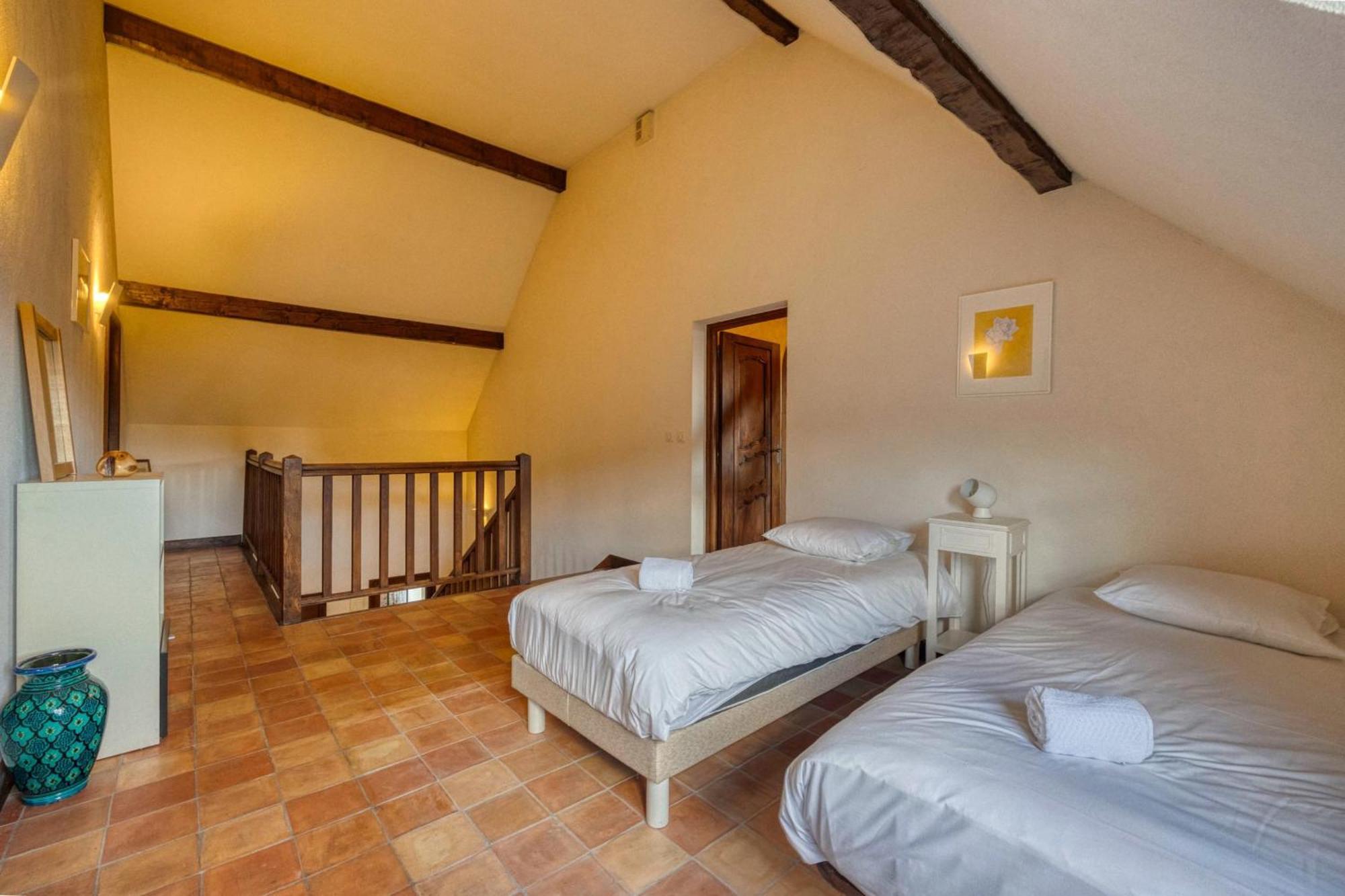 #Hp La Maison Des Lilas Large Family House Sleeps 12 Garden Seyssins Exterior foto